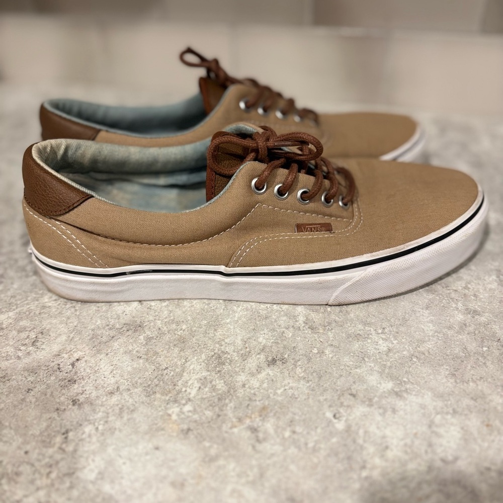 Vans Tan Canvas Sneakers - Picture 2 of 8